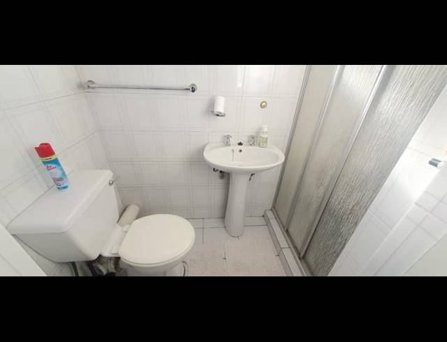 2 BEDROOM TOWNHOUSE FOR SALE IN WINCHESTER HILLS